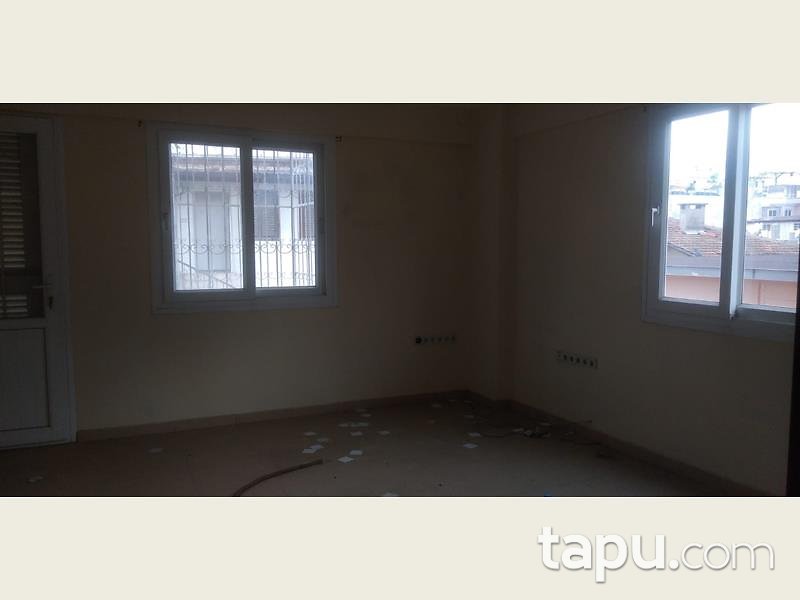 Mersin Akdeniz Camii Şerif Mahallesinde 80 m2 Büro