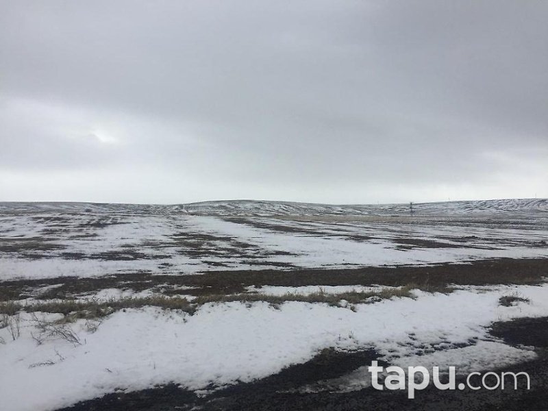 Nevşehir Gülşehir Kızılkaya Köyünde 9642 m2 Tarla