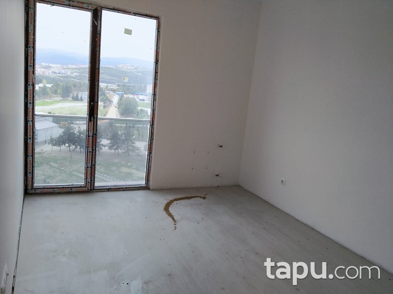 Bilecik Merkez Bahçelievler Mahallesi Cemre Yaşam Sitesinde 52 m2 1+1 Daire