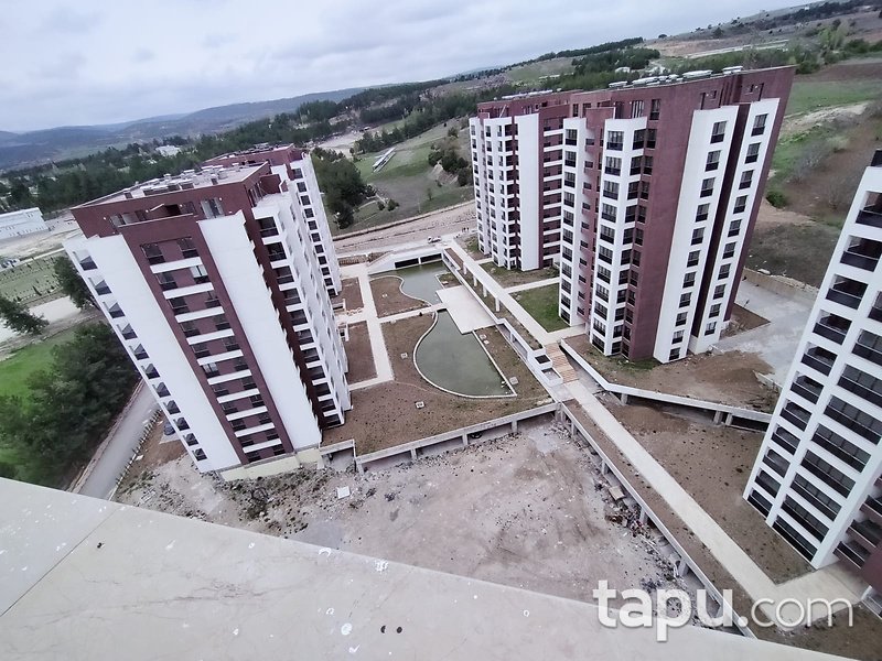 Bilecik Merkez Bahçelievler Mahallesi Cemre Yaşam Sitesinde 92 m2 2+1 Dubleks Daire