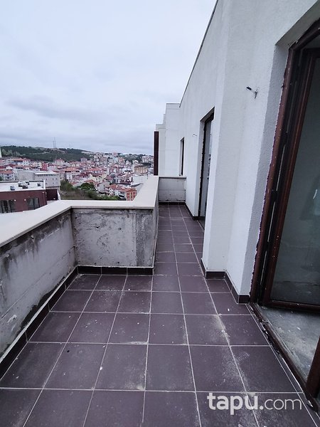 Bilecik Merkez Bahçelievler Mahallesi Cemre Yaşam Sitesinde 92 m2 2+1 Dubleks Daire