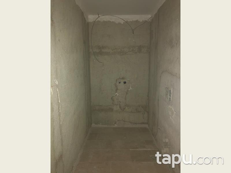 İzmir Bornova Erzene 'de 6+1 Tripleks Villa