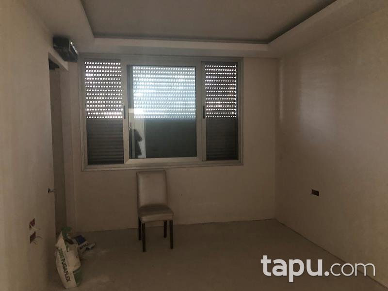 İzmir Bornova Erzene 'de 6+1 Tripleks Villa