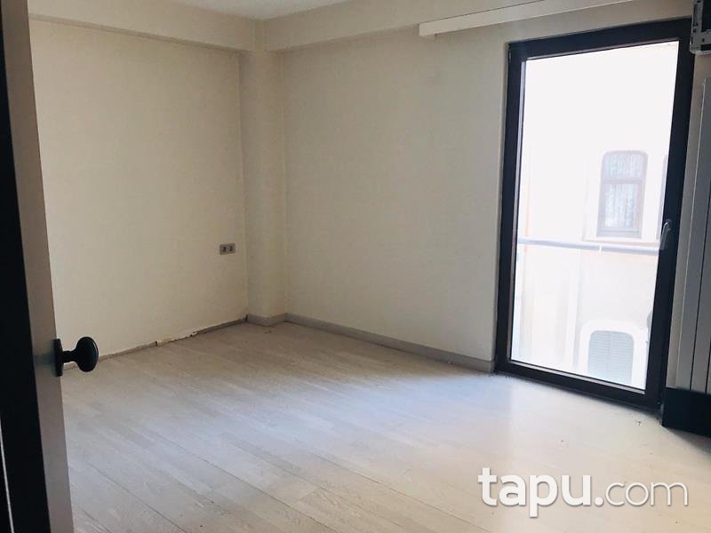 Kabataş Setüstü Manzaralı Otoparklı 4+1 Daire