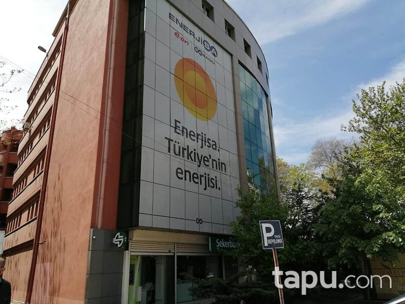 Ankara Çankaya Korkutreis'te Banka ve Kurumsal Kiracılı Bina