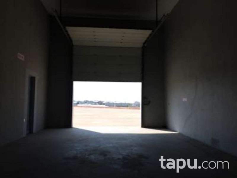 Batman Tilmis Köyünde 18.912 m2 Akaryakıt Depolama Tesisi Tankları