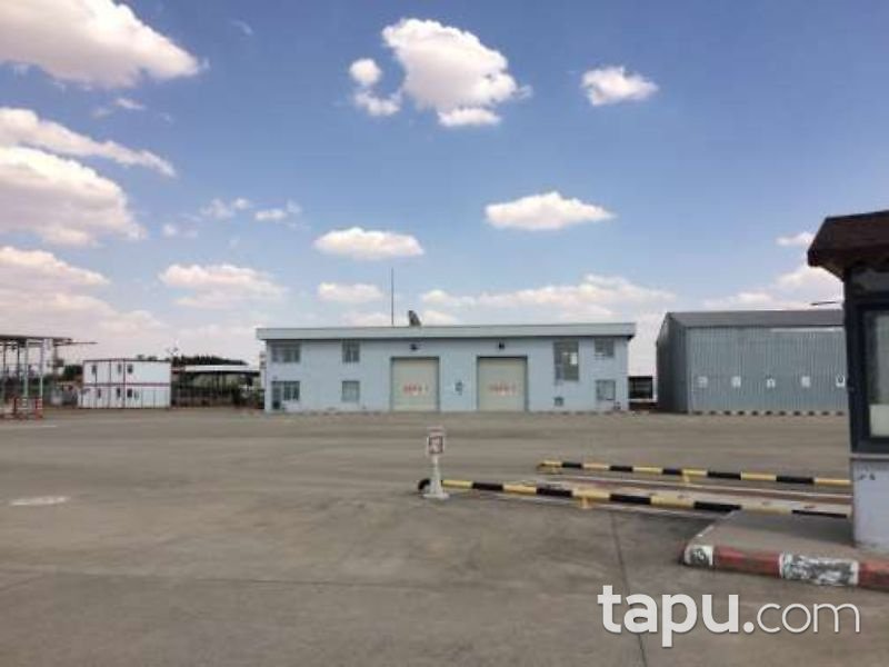 Batman Tilmis Köyünde 18.912 m2 Akaryakıt Depolama Tesisi Tankları