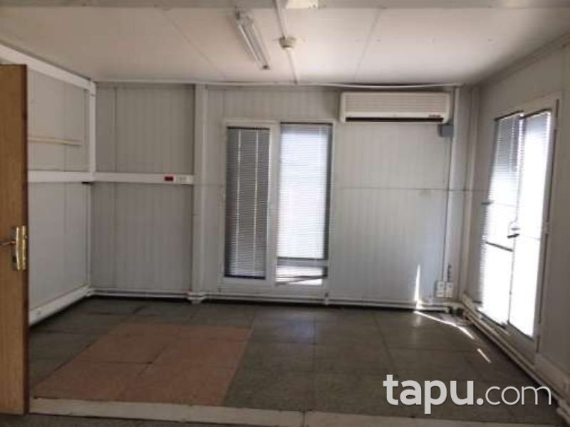 Batman Tilmis Köyünde 18.912 m2 Akaryakıt Depolama Tesisi Tankları