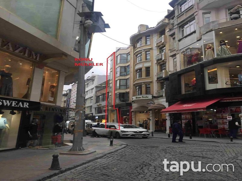 Şişli Meşrutiyet Mahallesinde Dr. Faruk Süer İş Merkezi Ofis
