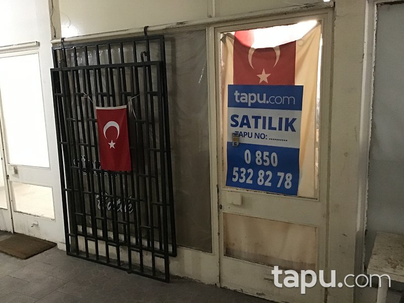 İstanbul Bakırköy Latif Pasajında 14m2 Dükkan