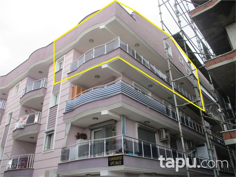 İzmir Dikili Salimbey Mahallesinde 3+1 Çatı Aralı Mesken