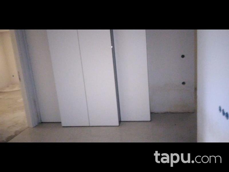 Mersin Toroslar Toroslar Mahallesinde 3+1 Daire