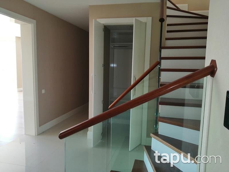 Etimesgut Yapracık Mahallesi Anka Modern Sitesi'nde Dubleks Daire