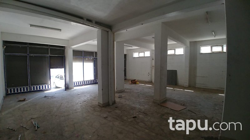 Kütahya Merkez Yıldırım Beyazıt Mahallesinde 614 m2 Dükkan