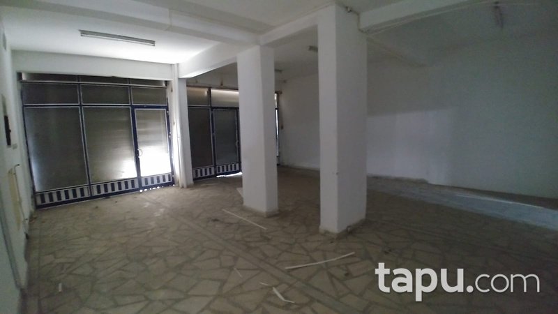 Kütahya Merkez Yıldırım Beyazıt Mahallesinde 614 m2 Dükkan