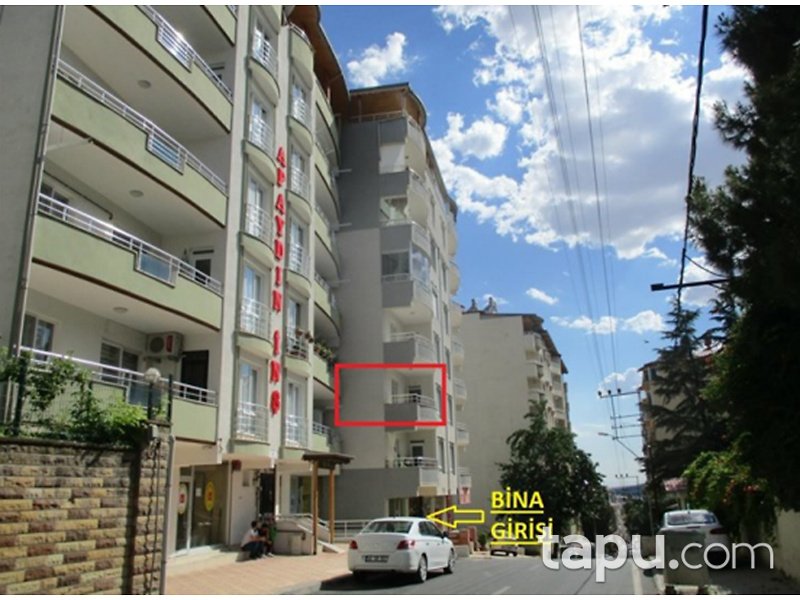 Kahramanmaraş Pazarcık Şehit Nurettin Ademoğlu Mahallesinde 215 m2 Daire