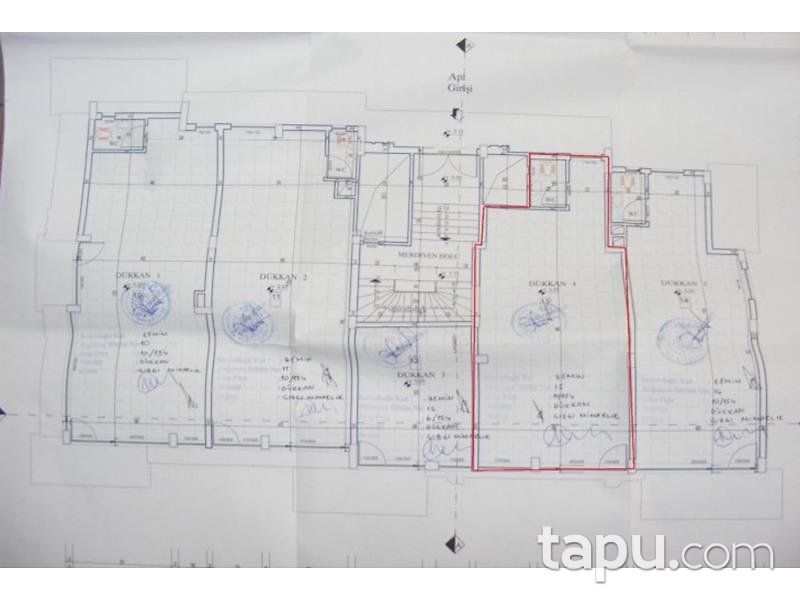 Afyonkarahisar Merkez Nazmi Saatçi Mahallesinde 62 m2 Dükkan