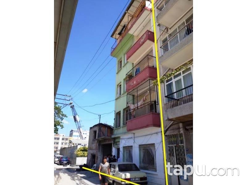 İzmir Konak Oğuzlar Mahallesinde Hisseli 4 Katlı Apartman ve Arsası