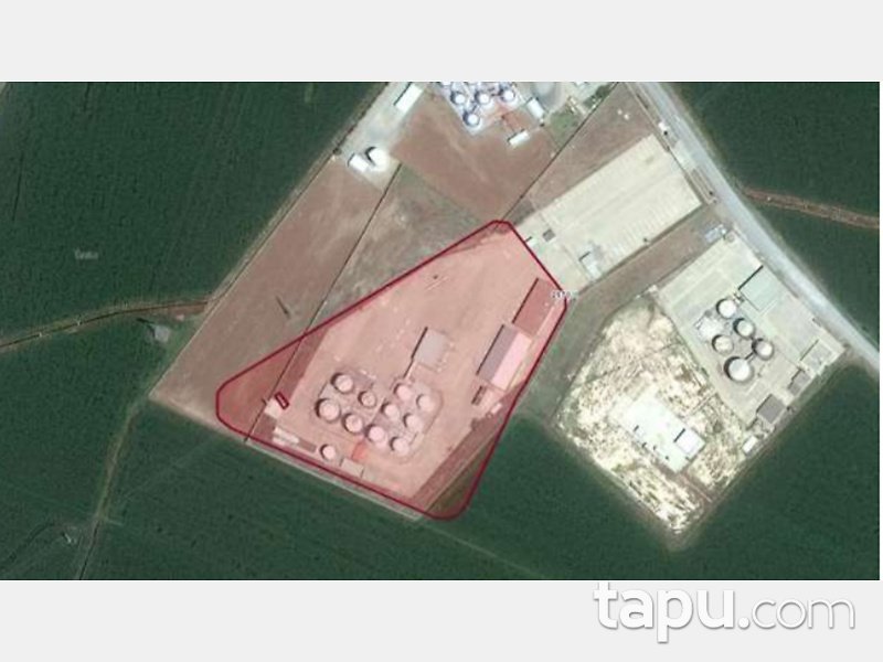 Batman Tilmis Köyünde 18.912 m2 Akaryakıt Depolama Tesisi Tankları