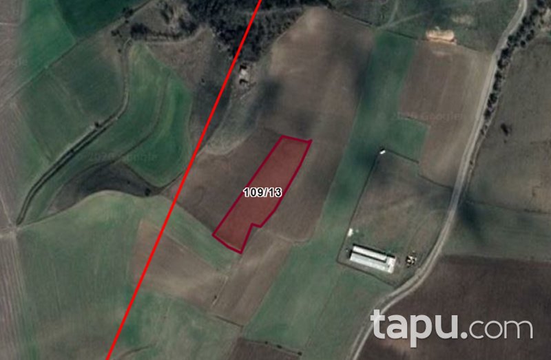 Çorum Merkez Sazdeğirmeni Mahallesinde 4611 m2 Tarla