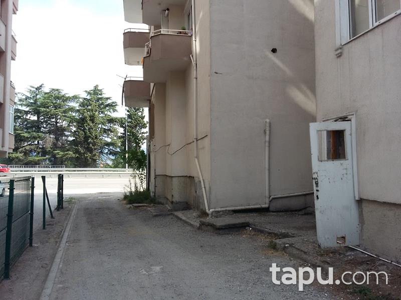 Kocaeli Gölcük Atatürk Mahallesinde 150 m2 Dükkan