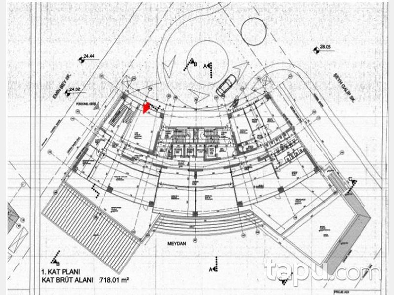 Koşuyolu Elysium Elit Projesinde 53 m Cepheli 1036 m2 Dükkan