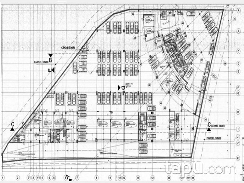 Koşuyolu Elysium Elit Projesinde 53 m Cepheli 1036 m2 Dükkan