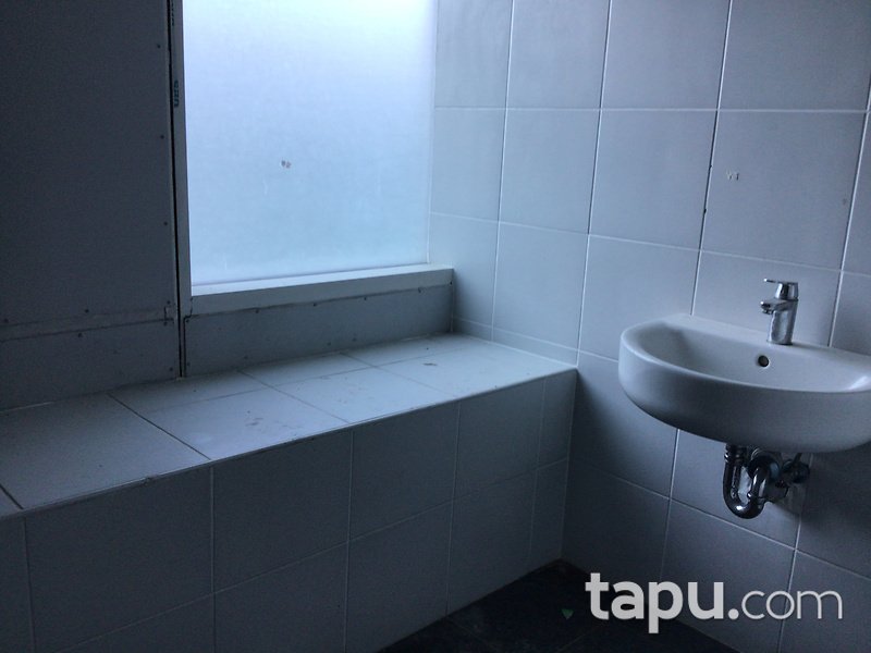 Ataşehir Varyap Meridian Projesinde 294 m2 Dükkan