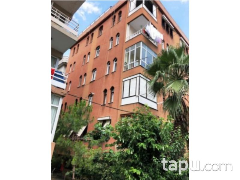 Bakırköy Kartaltepe Mahallesi'nde İncirli Caddesine Paralel 2+1 Daire