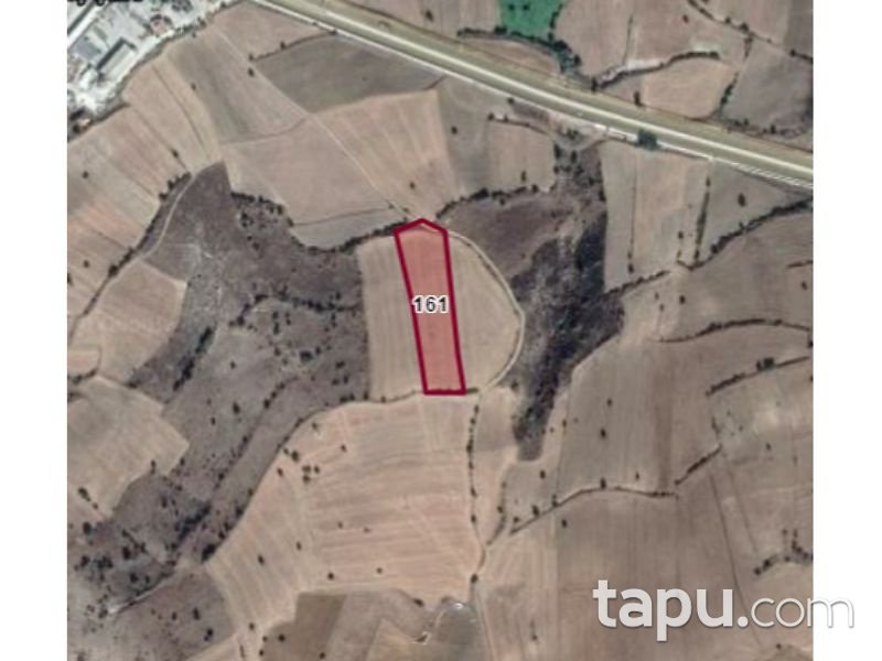 Yalvaç Kozluçay Köyü Dereboğazı Mevkiinde 9.650m2 Tarla