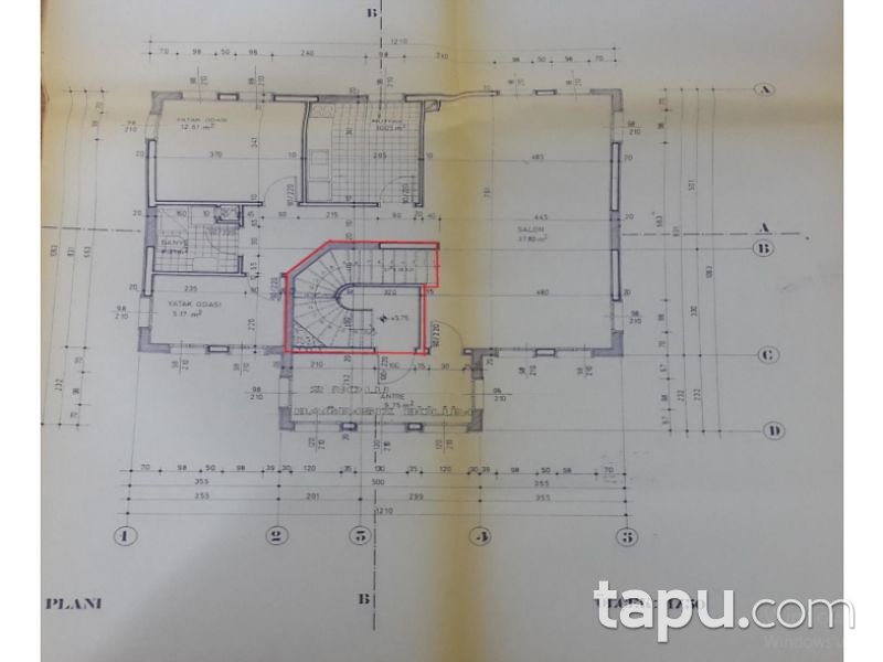 İstanbul Kadıköy Erenköy Mahallesinde 3 Katlı Köşk