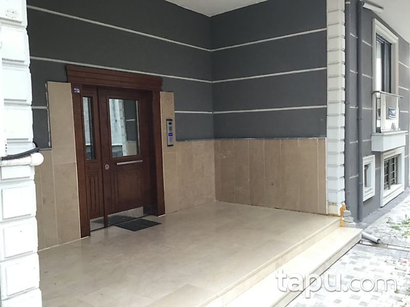 İstanbul Ataşehir Kayışdağı Mahallesi'nde 2+1 Daire