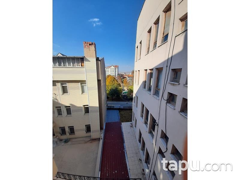 Kütahya Merkez Mecidiye Mahallesinde 1+1 57 m2 Daire