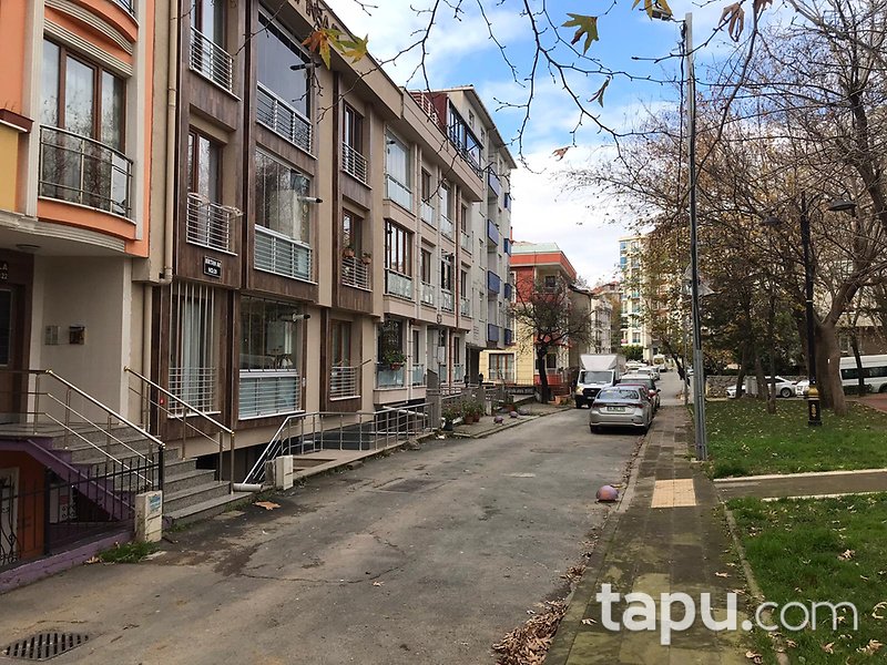 Ataşehir Esatpaşa Mahallesi'nde 1+1 Daire