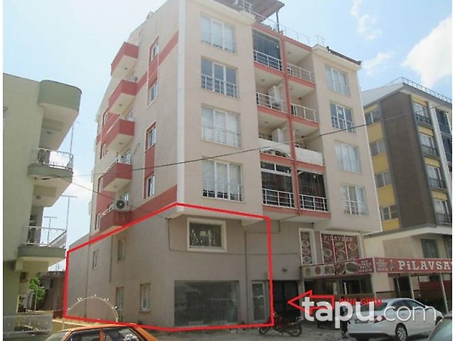 Çanakkale Ezine Camikebir Mahallesi'nde 370 m2 Depolu Dükkan