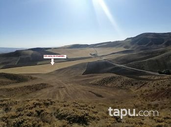 Yozgat Yerköy Susuz Köyünde 38647 m2 Tarla