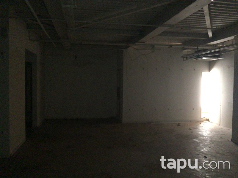 Şişli Halaskargazi Osmanbey Sitesi'nde 4 Adet Dükkan