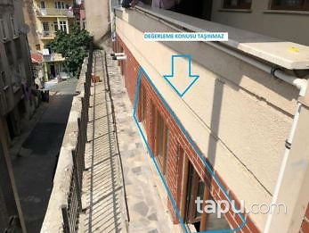 İstanbul Beyoğlu Çukur Mahallesinde 2+1 63m2 Daire