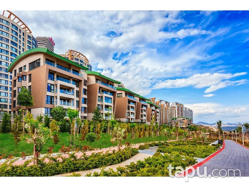 Çankaya Oran Sinpaş Altınoran Kent Etabı'nda 112 m2 1+1 Kiracılı Daire