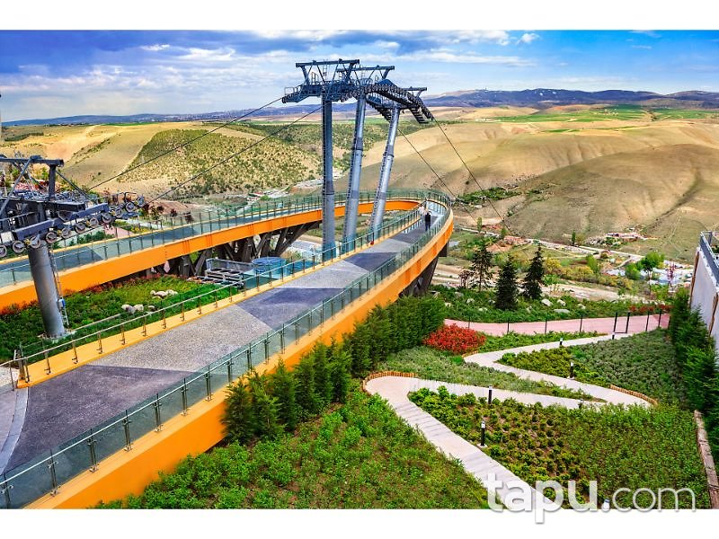 Çankaya Oran Mahallesi Sinpaş Altınoran Kent Etabı'nda 239 m2 3,5+1 Kiracılı Daire