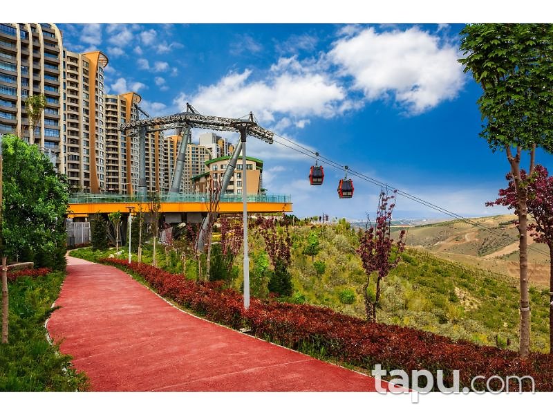 Çankaya Oran Mahallesi Sinpaş Altınoran Kent Etabı'nda 239 m2 3,5+1 Kiracılı Daire