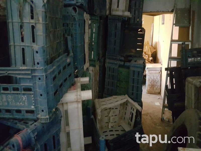 Mardin Artuklu Sebze Halinde 46 m2 Depolu Dükkan
