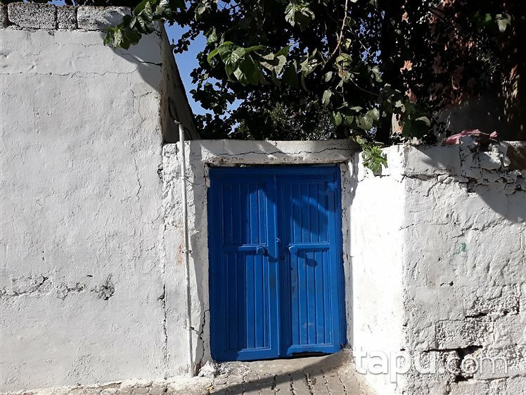 Şanlıurfa Viranşehir'de 131m2 Arsa