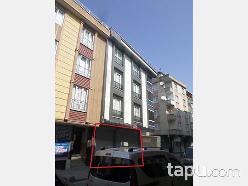 İstanbul Bağcılar Hürriyet Caddesi'nde İskanlı 64 m2 Depolu Dükkan