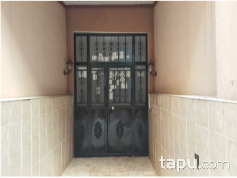 Şanlıurfa Viranşehir Yenişehir Mahallesi'nde 3+1 195 m2 Daire