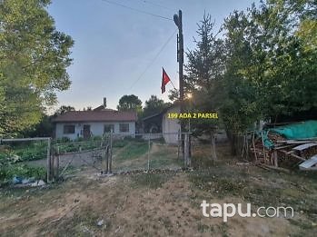 Bolu Mudurnu Çamurluk Mahallesi'nde 112 m2 Müstakil Ev ve Arsası