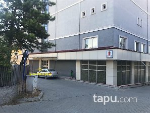 Kastamonu Araç Yeni Mahallesi'nde Geniş Vitrin Cepheli İskanlı 421 m2 Dükkan