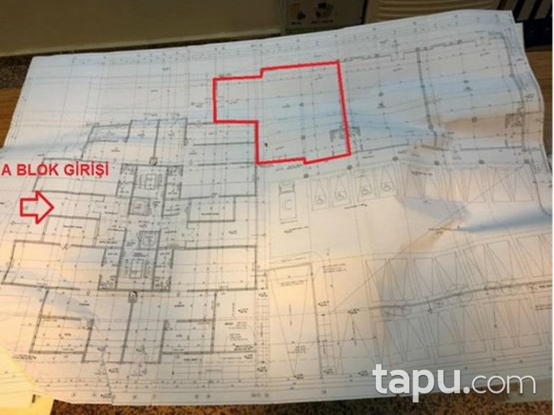 Ankara Yenimahalle Turgut Özal Mahallesi'nde İskanlı 200m2 Dükkan