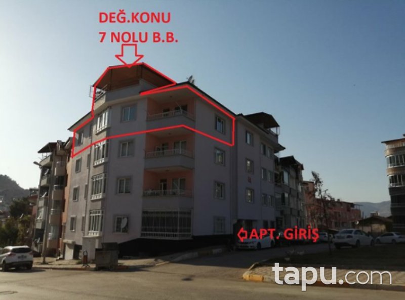 Tokat Merkez Soğukpınar Mahallesi'nde İskanlı 4+1 Çatı Katlı Mesken