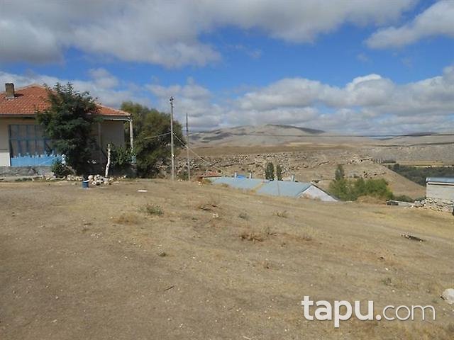 Kayseri Pınarbaşı'nda İki Adet Kerpiç Ev